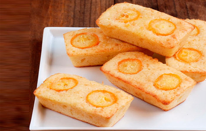 Biscochos financieros de kumquats confitadas