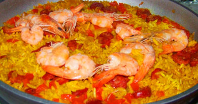 Arroz con chorizo y gambas