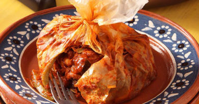 Cómo hacer mixiote de pollo