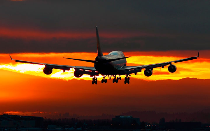 ¿Cual aerolínea o agencia es mas económica para comprar boletos de avión?