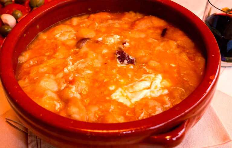 Receta de sopa de ajo castellana