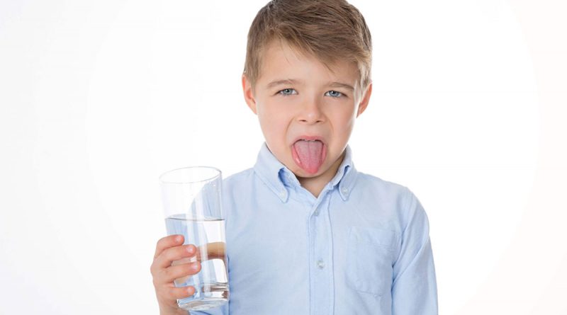 Desventajas de beber agua hervida