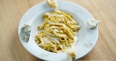 Cómo preparar pasta en salsa Cuatro Quesos
