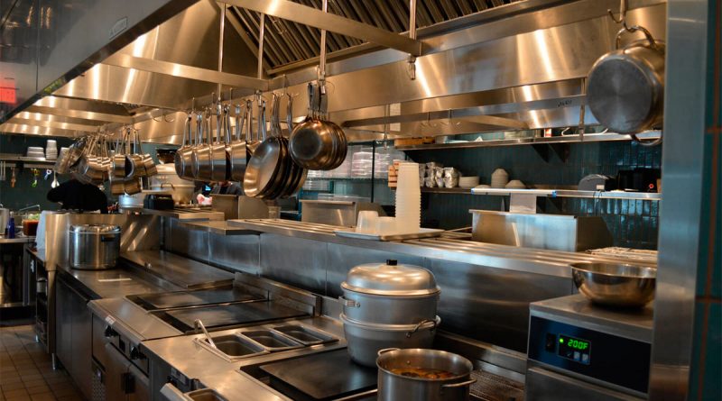 ¿Qué se necesita para una cocina comercial?
