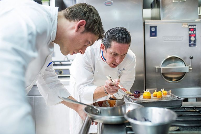 Herramientas esenciales para Chefs: elevando la maestría culinaria
